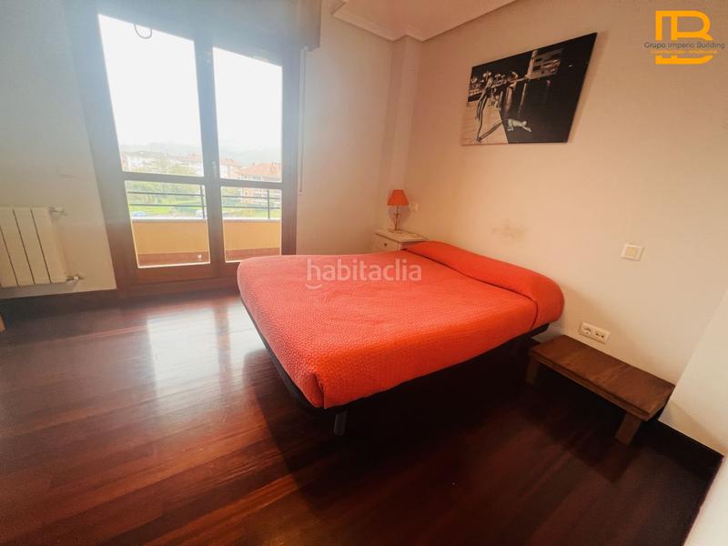 Foto e91ea4ef-e0a2-4631-aaf0-751852c66b83. Duplex avec chauffage parking dans Voto