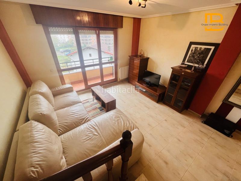 Foto f8885eda-53c0-462a-b047-cd3258b73f43. Duplex avec chauffage parking dans Voto