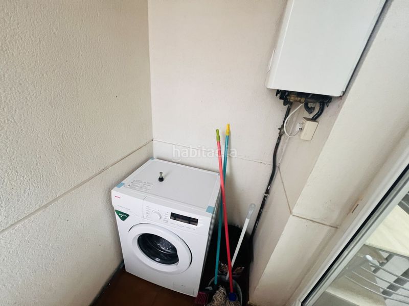 Foto 1052d93b-39d9-4fda-a2d6-03e3185c6258. Pis amb calefacció aparcament a Voto