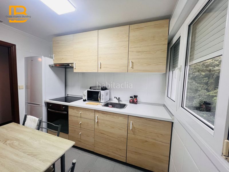 Foto 199ff64a-45c3-4e95-9243-5b79dbdb3ef1. Pis amb calefacció aparcament a Voto