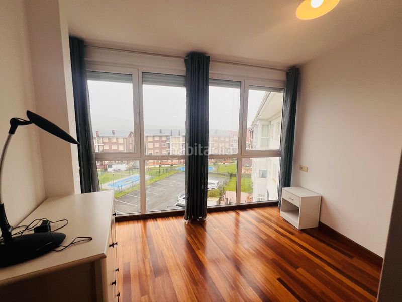 Foto 3d5e91c8-6407-4963-95e9-06f557db0a56. Pis amb calefacció aparcament a Voto