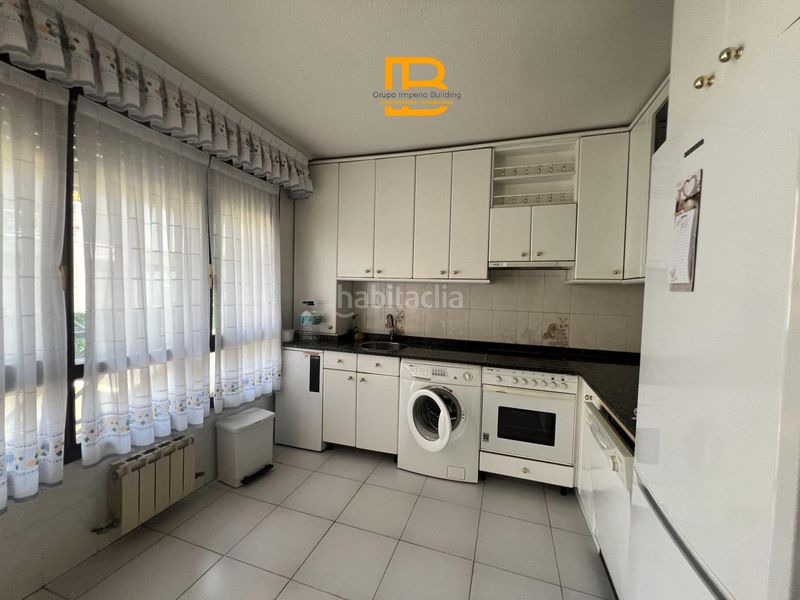 Foto 32c671fd-9e85-43e0-a232-26eabc345ab0. Chalet con riscaldamento parcheggio in Centro Laredo