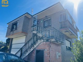 Chalet à Hazas de Cesto. Chalet en venta en beranga, 7 dormitorios.
