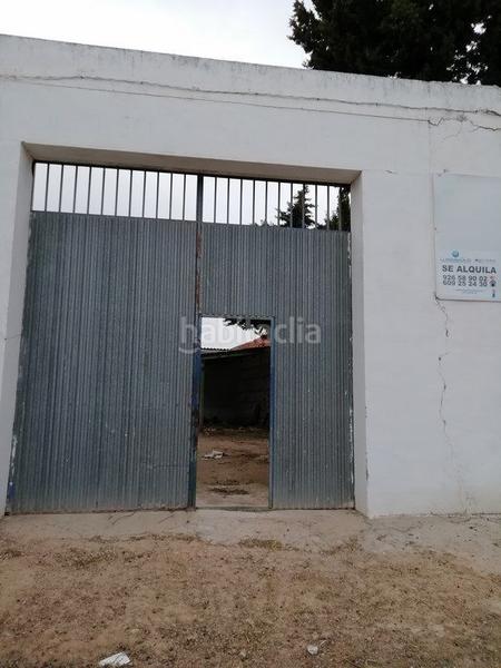 Foto f6f3621c-7f76-4e04-9045-a7d38ba5d812. Capannone industriale in Campo de Criptana