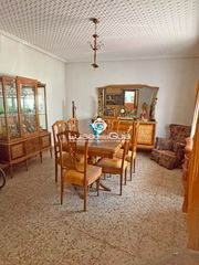 Haus  Huerto pedrero. Casa de esquina con 206 m, cochera, patio y terraza! gran potenc
