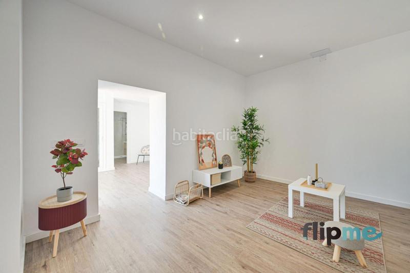 Foto 1235b196-362e-497d-97bd-e3835709875f. Casa adosada una casa de pueblo con 4 dormitorios y 3 baños a estrenar en el centro . en Calonge