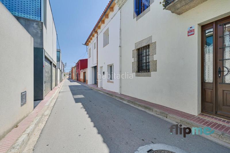Foto d744cfee-22d3-4ed7-afd3-2d62473285c3. Casa adosada una casa de pueblo con 4 dormitorios y 3 baños a estrenar en el centro . en Calonge