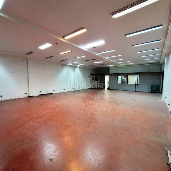 Foto 035fa745-084f-4322-a989-568acb1be35f. Alquiler local comercial local de 844 m² de uso mixto oficinas-almacén-industrial en Las Tablas en Madrid