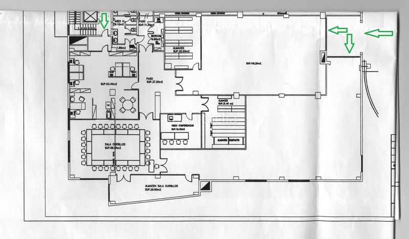 Foto 45665fbc-50ba-4dfb-861a-dcb6cd4f9d9d. Alquiler local comercial local de 844 m² de uso mixto oficinas-almacén-industrial en Las Tablas en Madrid