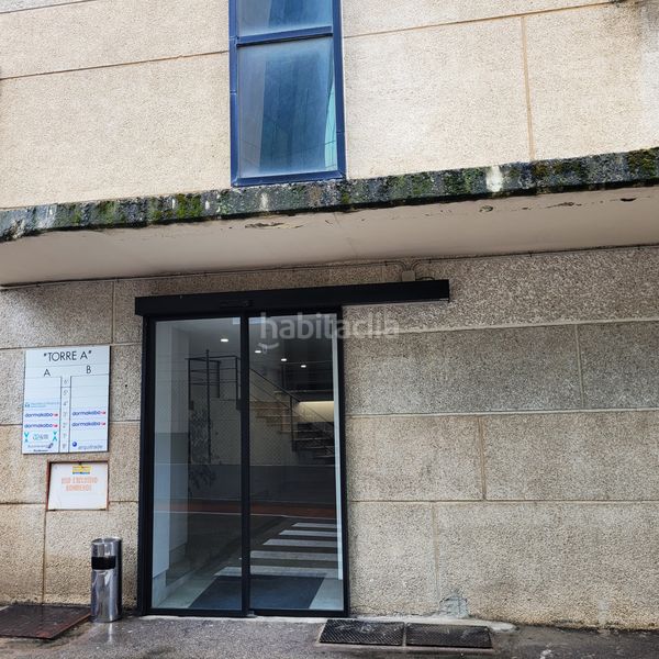 Foto 95e5a920-7e4c-4c4e-9e54-f578e4470cb2. Alquiler local comercial local de 844 m² de uso mixto oficinas-almacén-industrial en Las Tablas en Madrid