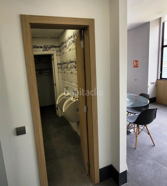 Foto 180ffcaf-6291-4844-b4ef-16fa9ad94b5e. Ufficio in calle de maría tubau 8 in Las Tablas Madrid