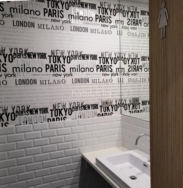 Foto 1851ca3b-f52b-46bb-99a8-61eeec24d2ec. Ufficio in calle de maría tubau 8 in Las Tablas Madrid