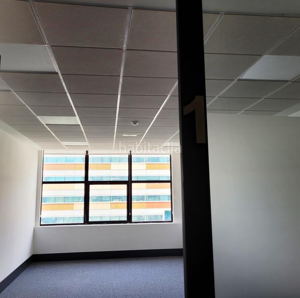 Foto 22734089-caea-4559-95d9-f0da30a59f18. Ufficio in calle de maría tubau 8 in Las Tablas Madrid