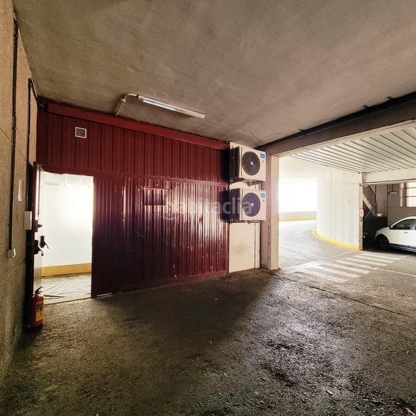 Foto 6737ac5f-f6ec-4a5c-93a9-063fdd9e181d. Ufficio in calle de maría tubau 8 in Las Tablas Madrid