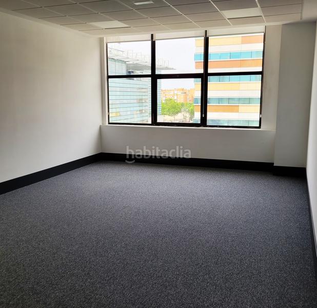 Foto 7bd382d7-af5b-4772-ac6e-64c17b24df35. Ufficio in calle de maría tubau 8 in Las Tablas Madrid