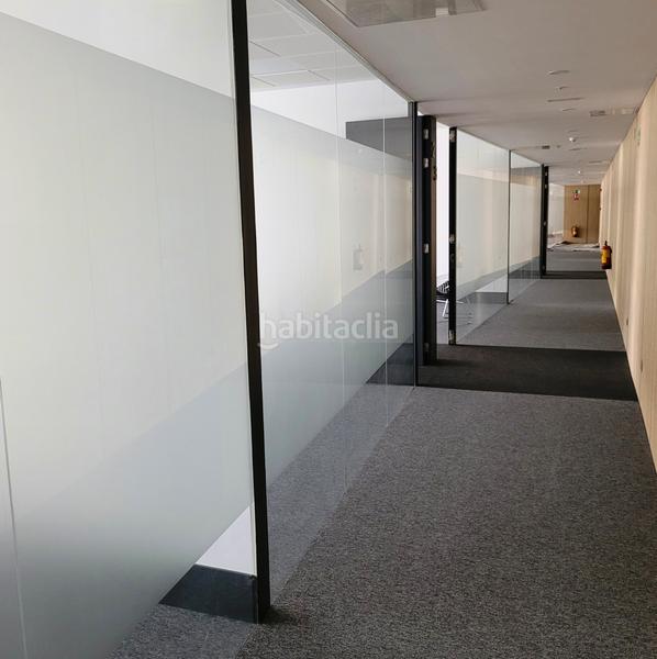 Foto ba062894-cfce-4445-b6e6-56ac0daf5b0c. Ufficio in calle de maría tubau 8 in Las Tablas Madrid