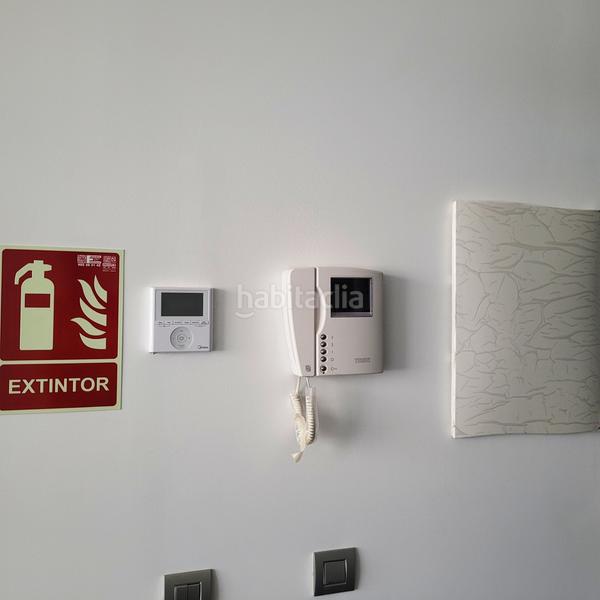 Foto bd2ec2f2-45c9-4089-8c0c-cea040198de9. Ufficio in calle de maría tubau 8 in Las Tablas Madrid