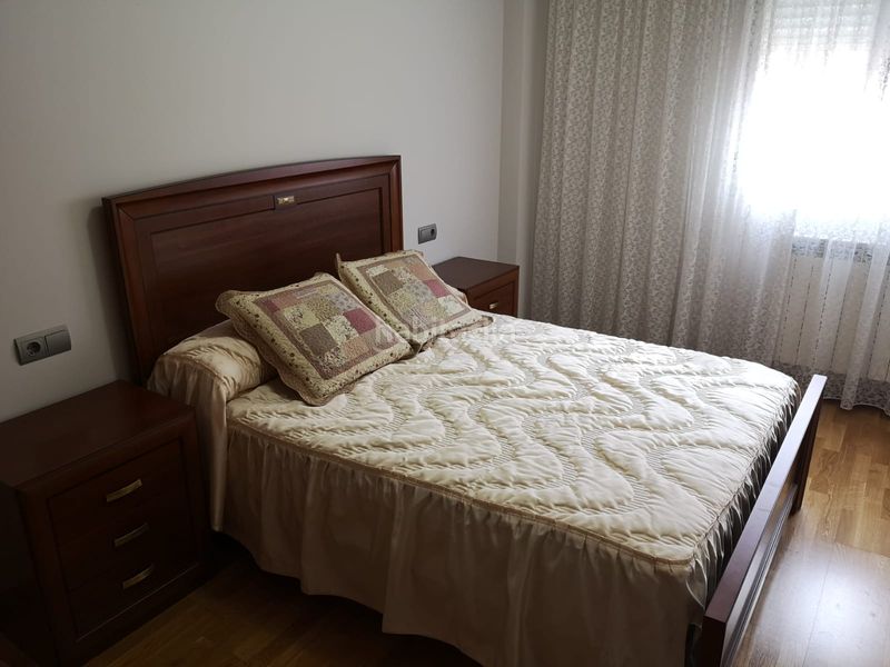 Foto 5479cd1c-2bb3-47e6-830d-fb49d8e361e4. Location appartement avec chauffage parking dans Ensanche - Fuenfresca Teruel