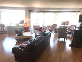 Piso  Prat de la riba. Cntrico piso de 173m2 tiles con 3 habitaciones dobles (una sui