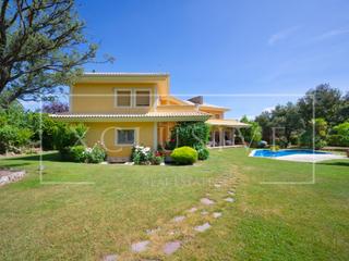 Chalet  Paseo del perú. Una joya arquitectónica en ciudalcampo