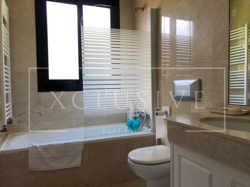 Foto f7d422d4-94a8-4f37-8902-0c076d37c59e. Alquiler piso excelente piso en alquiler, soto en La Moraleja