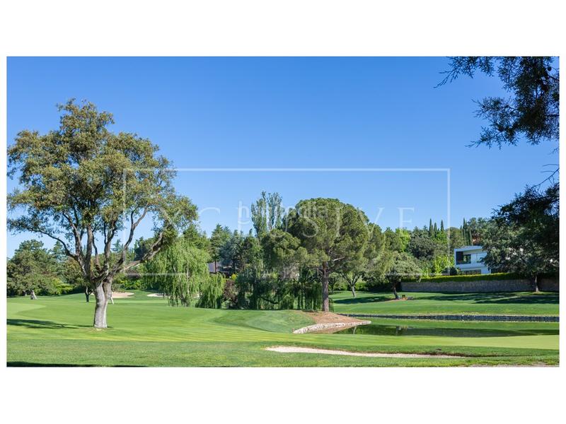 Foto e05a1603-56b4-4fba-a16d-4b3fc393ff4f. Lloguer pis amb calefacció aparcament piscina a el soto de La Moraleja La Moraleja