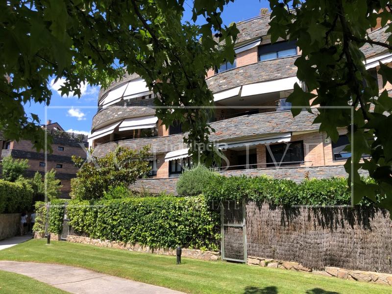 Foto 08a67cba-659c-467a-b31a-0169e25aa5cd. Location appartement avec chauffage parking piscine dans La Moraleja