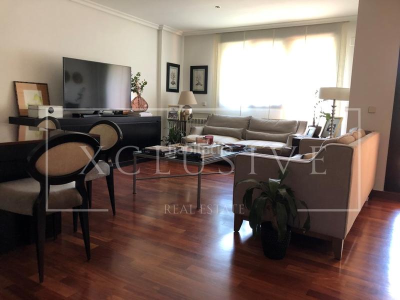 Foto 9f777b03-cccd-43f8-8b10-ad2b2e2aa762. Location appartement avec chauffage parking piscine dans La Moraleja