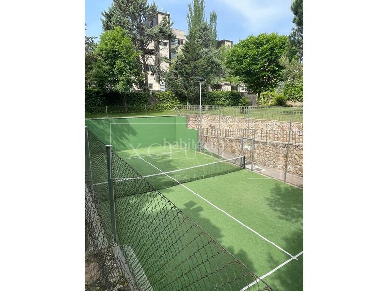 Foto bb5c2c1e-fe7c-4541-8c26-58c187ed3c51. Rent flat with heating parking pool in el soto de La Moraleja La Moraleja