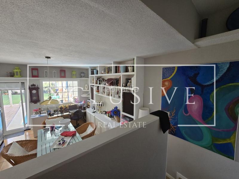 Foto 21d22ea0-1f5f-4393-bcc4-4573e1a81384. Xalet amb aparcament a Casco Urbano Paracuellos de Jarama