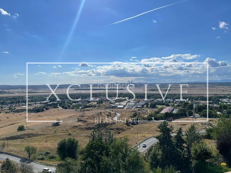 Foto 8b12acb2-4e11-4468-b855-23f5dd37a096. Xalet amb aparcament a Casco Urbano Paracuellos de Jarama