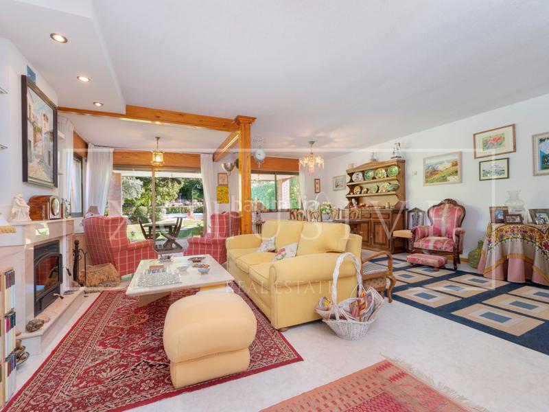 Foto 226def5a-0ebc-469a-a38d-49b70686b88b. Chalet with parking pool in Valdeolmos - Alalpardo