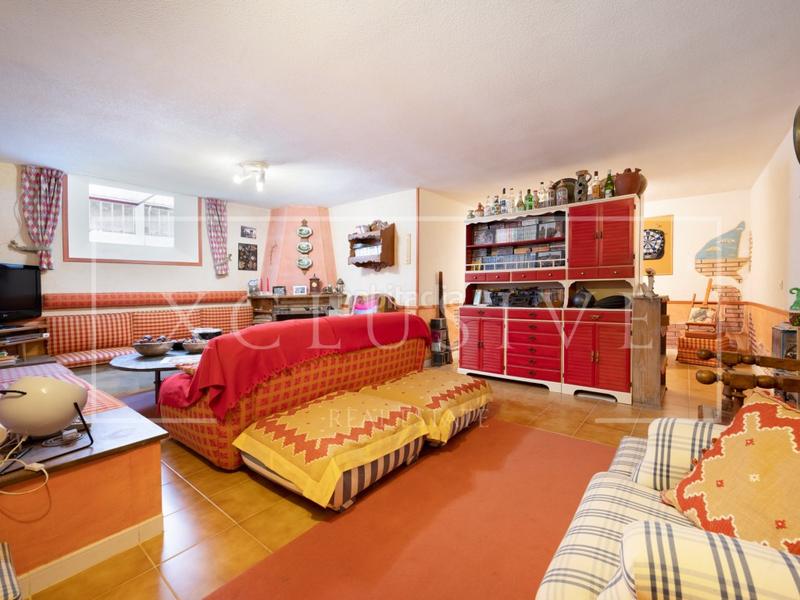 Foto a0fae430-2cbf-4618-999f-b8cdec28b7df. Chalet with parking pool in Valdeolmos - Alalpardo