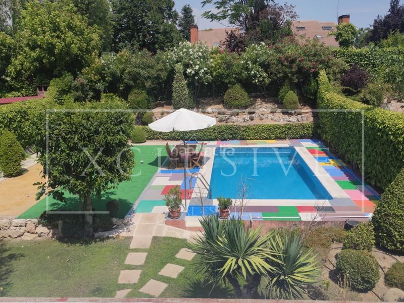 Foto b13a0f4d-0434-4378-8e77-3d6b8602a6c4. Chalet with parking pool in Valdeolmos - Alalpardo