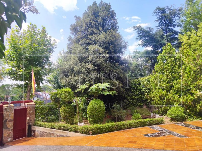 Foto ee25d0e6-13ec-4be6-b686-e0feb6ac4853. Chalet with parking pool in Valdeolmos - Alalpardo