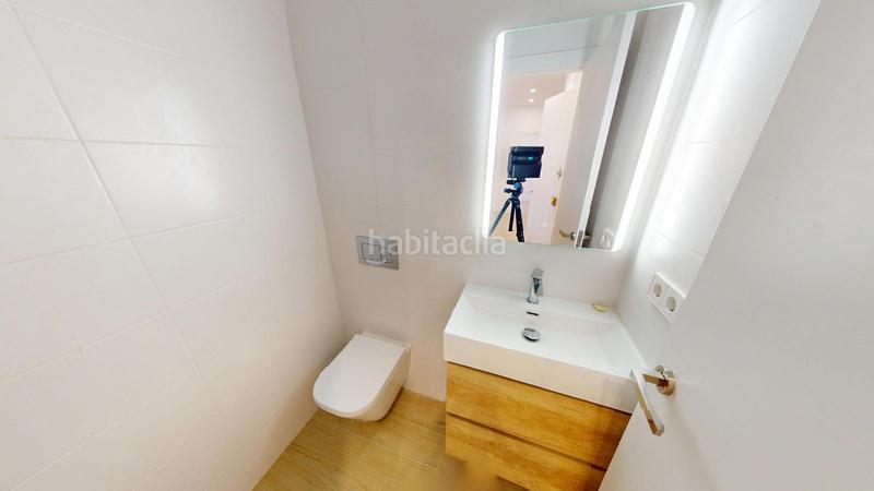 Foto 0f3249b9-4f8b-4c6c-a620-115136800f32. Pis a Barceloneta Barcelona