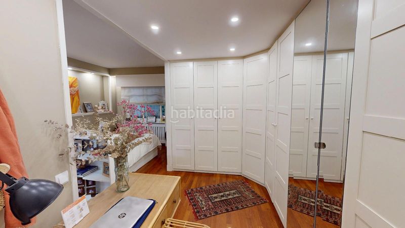 Foto 814e3c81-9c36-4b91-93e3-ce30f911726d. Pis amb calefacció a Putget - Farró Barcelona