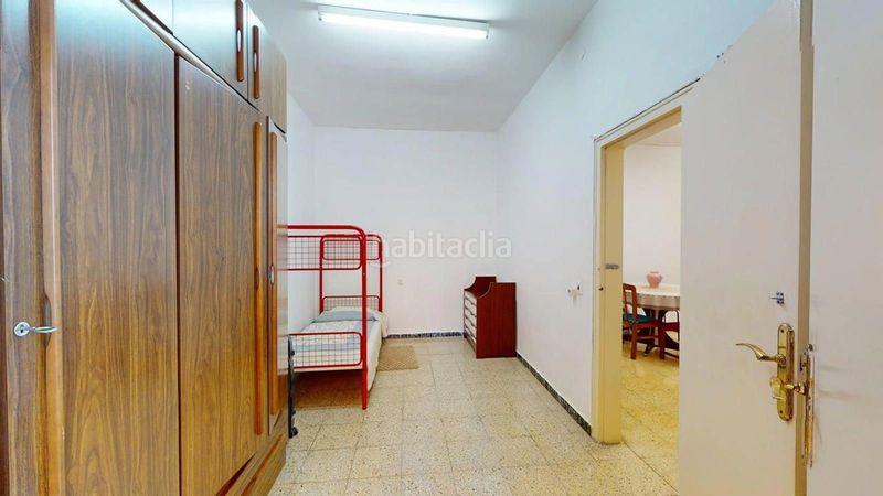 Foto 6c6ccc25-1d03-435b-9d36-5609d7b8c6fd. Pis a Raval Barcelona
