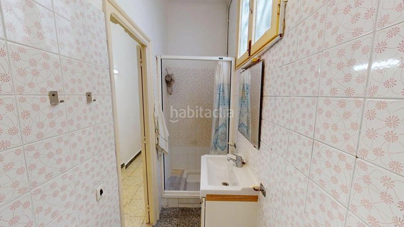 Foto e066a156-ee9b-4055-877a-602b053289ef. Pis a Raval Barcelona