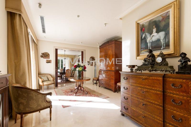 Foto c269757a-90e1-49e3-95a0-e5938833425b. Casa amb aparcament piscina a Eixample Sant Cugat del Vallès