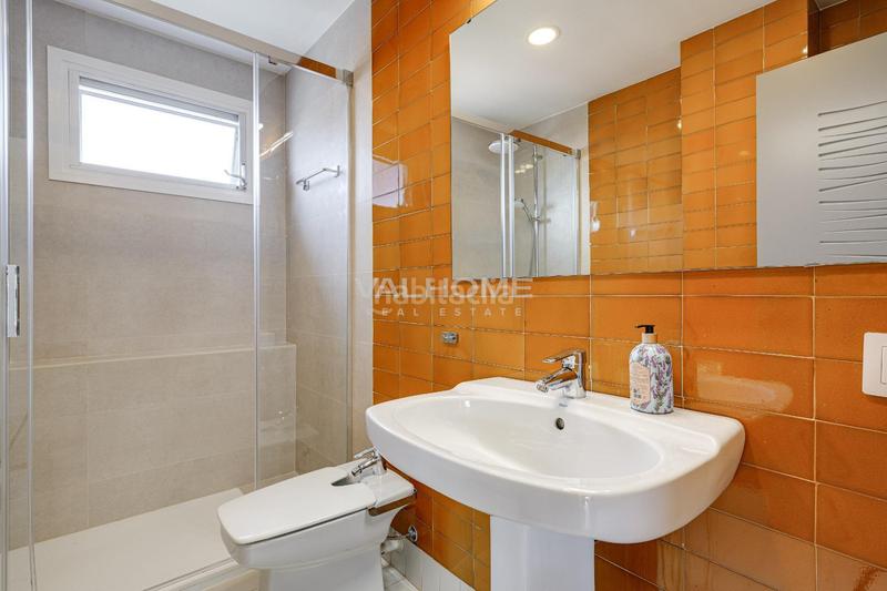 Foto 317bcef8-38c9-41d4-9902-0a16fc99125e. Ático excepcional ático dúplex con gran terraza en Arxiu estación en Sant Cugat del Vallès