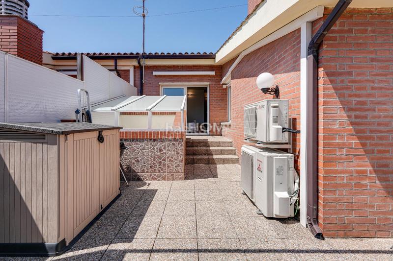 Foto 9f691b9d-9db8-4d5a-a6ca-b06b852c405d. Ático excepcional ático dúplex con gran terraza en Arxiu estación en Sant Cugat del Vallès