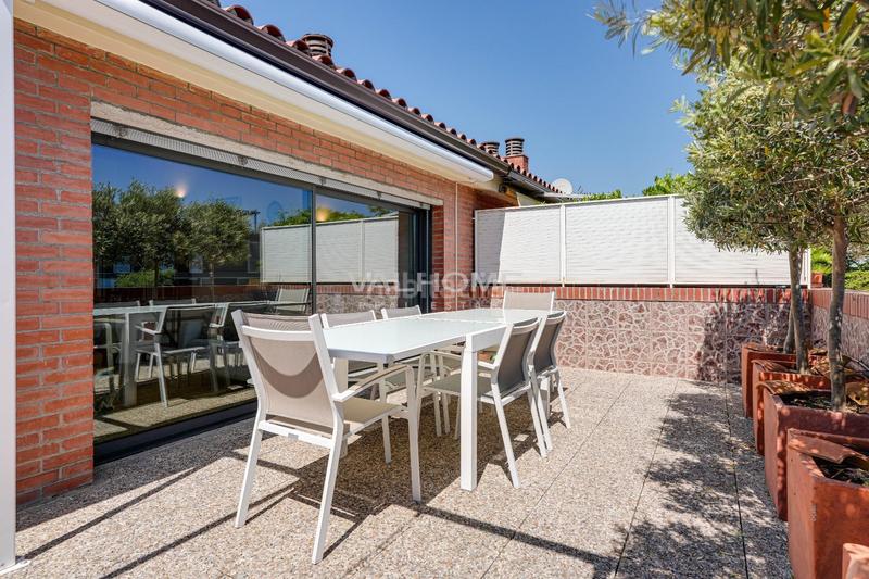 Foto a98159e0-51a2-4adf-8b78-6cda0fd5d1dd. Ático excepcional ático dúplex con gran terraza en Arxiu estación en Sant Cugat del Vallès