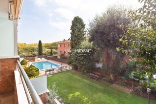 Appartamento  Calle esteve pila. Piso en venta en parc central con cuatro dormitorios y piscina c