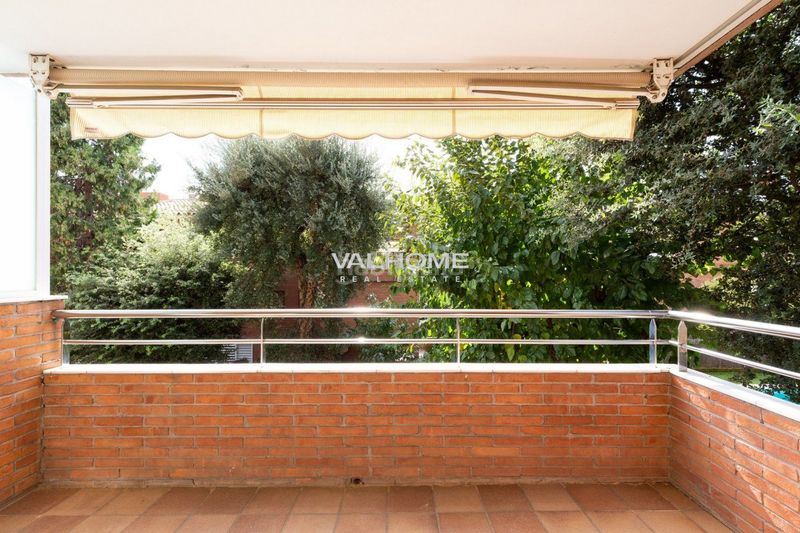 Foto 69a0aa05-8670-4019-91ea-3ac04ef6c988. Pis amb calefacció aparcament piscina a Parc Central Sant Cugat del Vallès