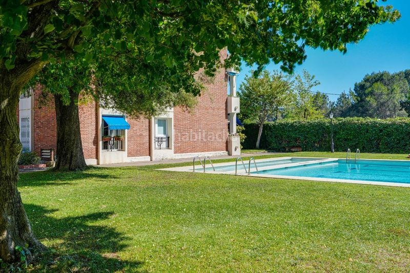Foto a3aa6b21-3ce2-4422-957c-242b96c854ae. Pis amb calefacció aparcament piscina a Eixample Sant Cugat del Vallès