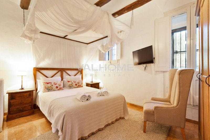 Foto 6a5e1653-af5e-495a-a2ca-5c3f6767a181. Alquiler casa villa modernista habilitada como hotelboutique en alquiler a 30 minutos de barcelona en Castellar del Vallès