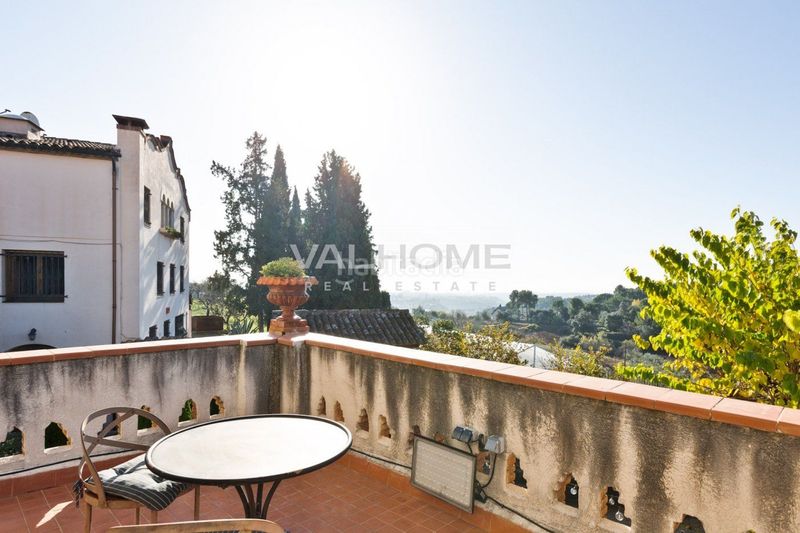 Foto a9b55286-d16c-4063-9e70-b422aca9c302. Alquiler casa villa modernista habilitada como hotelboutique en alquiler a 30 minutos de barcelona en Castellar del Vallès