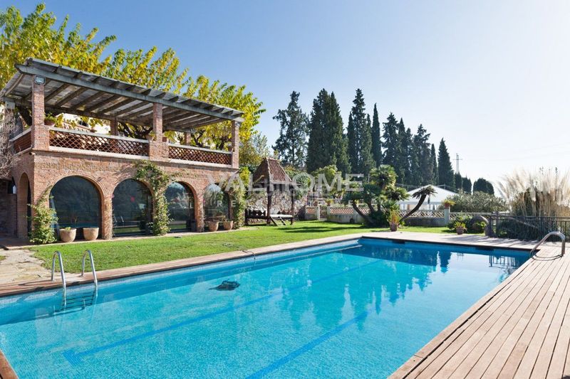 Foto ab218662-d811-41cd-b791-0ebc64353b91. Alquiler casa villa modernista habilitada como hotelboutique en alquiler a 30 minutos de barcelona en Castellar del Vallès