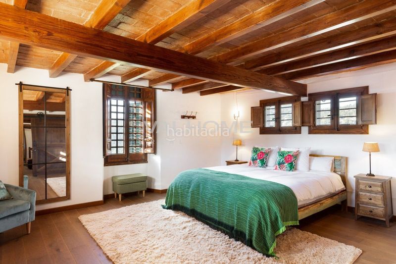 Foto d7fec6f4-4431-4219-9fa5-c082ff86254a. Alquiler casa villa modernista habilitada como hotelboutique en alquiler a 30 minutos de barcelona en Castellar del Vallès